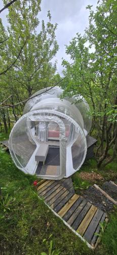 Eyja Mork Stargazing Igloo with shared Hot Tub BBQ and kitchen B3