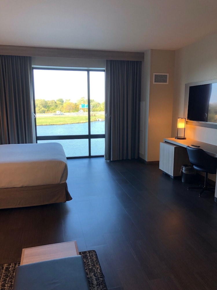 Hyatt Place Altoona Des Moines - photo 8