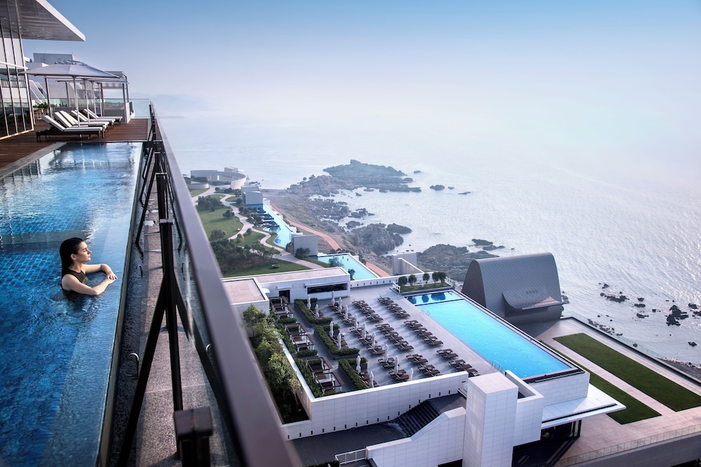 Ananti at Busan Cove — 5-Star Luxury Hotel in Busan, South Korea