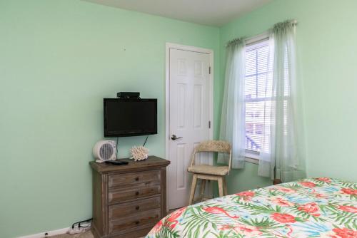 1 4 Us by Oak Island Accommodations - photo 43