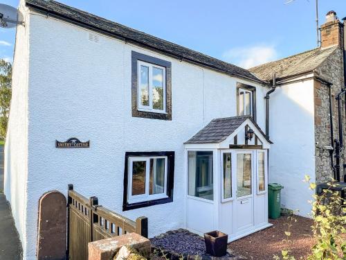 Smithy Cottage — 4-Star Luxury Hotel in None, United Kingdom