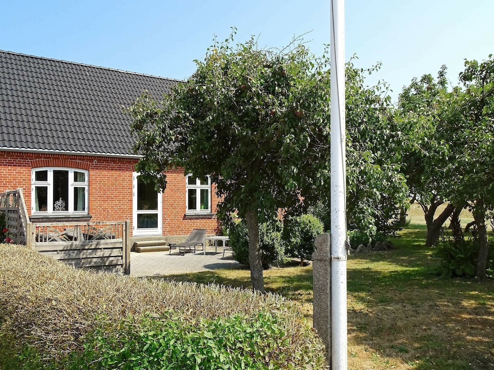 6 Bedroom Beautiful Home In Ærøskøbing — 4-Star Luxury Hotel in Aeroskobing, Denmark