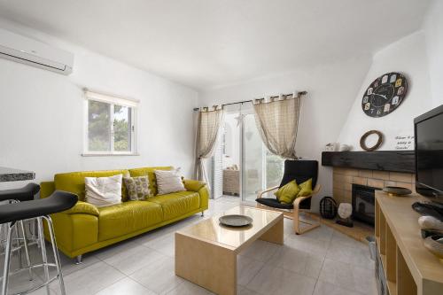 Casa Maresia Apartamento 2 quartos e piscina Praia Carvoeiro — 4-Star Luxury Hotel in Carvoeiro, Portugal