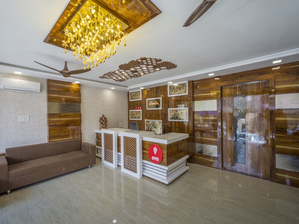 Oyo 14022 Hotel Saya Inn