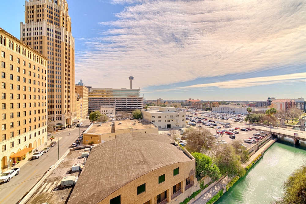 Riverwalk Plaza - photo 207