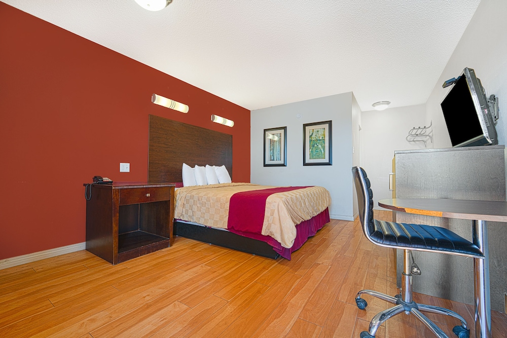 Mojave Hotel - photo 9