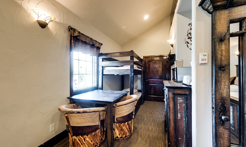 Rustic Creek Ranch Resort - photo 16