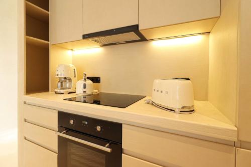 Vake Oasis Modern and Comfortable Apt by Wehost