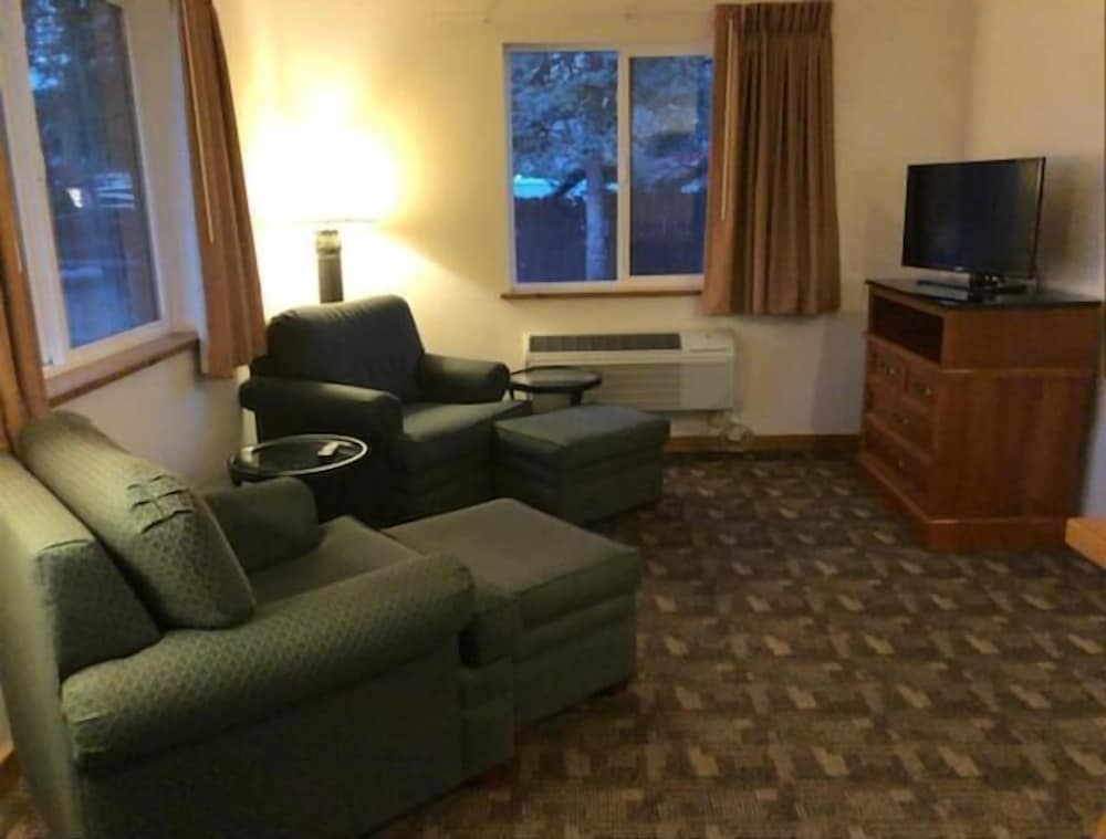 Bellevue High Country Motel - photo 27
