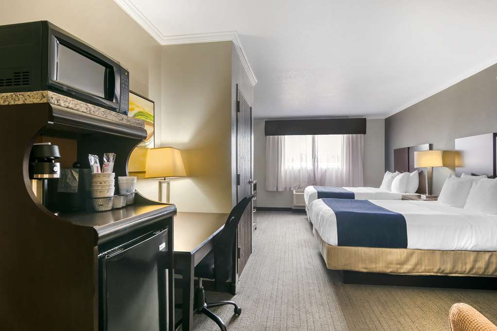 Best Western Plus Olathe Hotel - photo 15