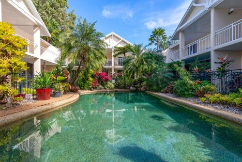 3 Yaringa — 4-Star Luxury Hotel in Port Douglas, Australia