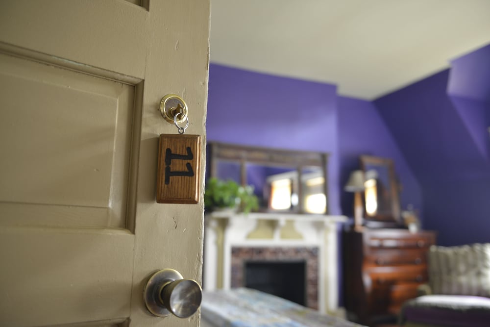 Tabard Inn - photo 4