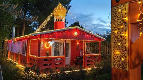 Refugio Madera Estilo Arabe Con Estatuas Estanques Y Un Pequeno Zoo in Albacete, Spain