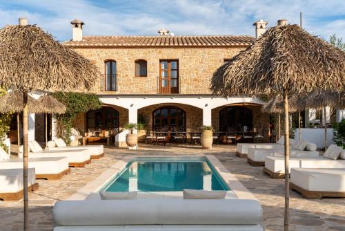 Cuatre Finques - carbon neutral hotel in Jalon