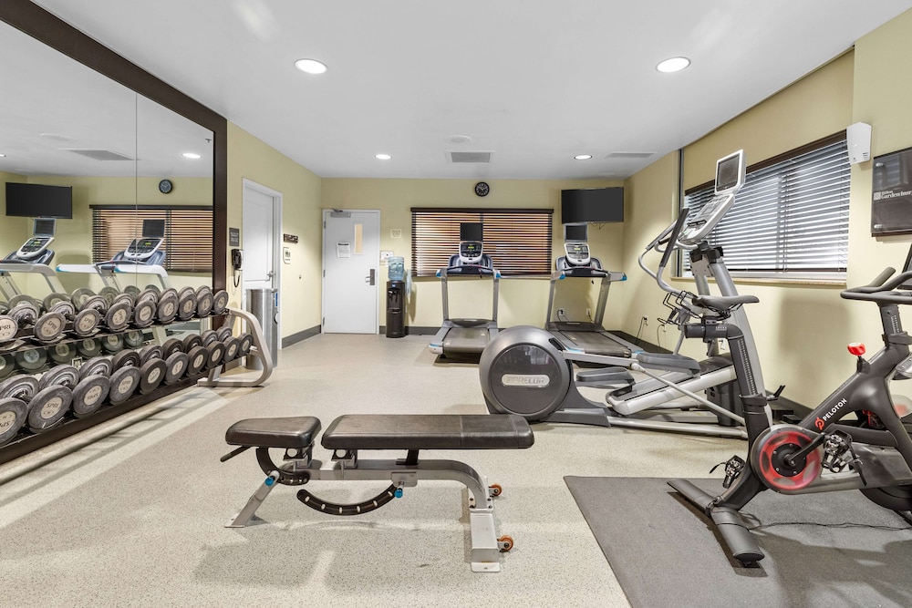 Hilton Garden Inn Syracuse - photo 37