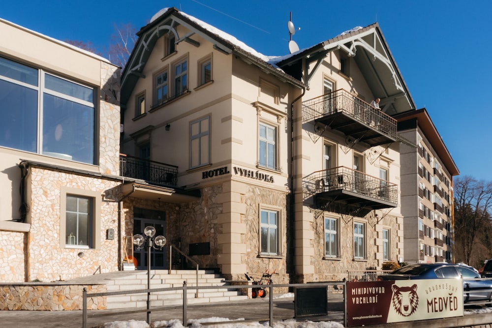 Residence Vyhlídka — 4-Star Luxury Hotel in Cerna Hora, Czech Republic