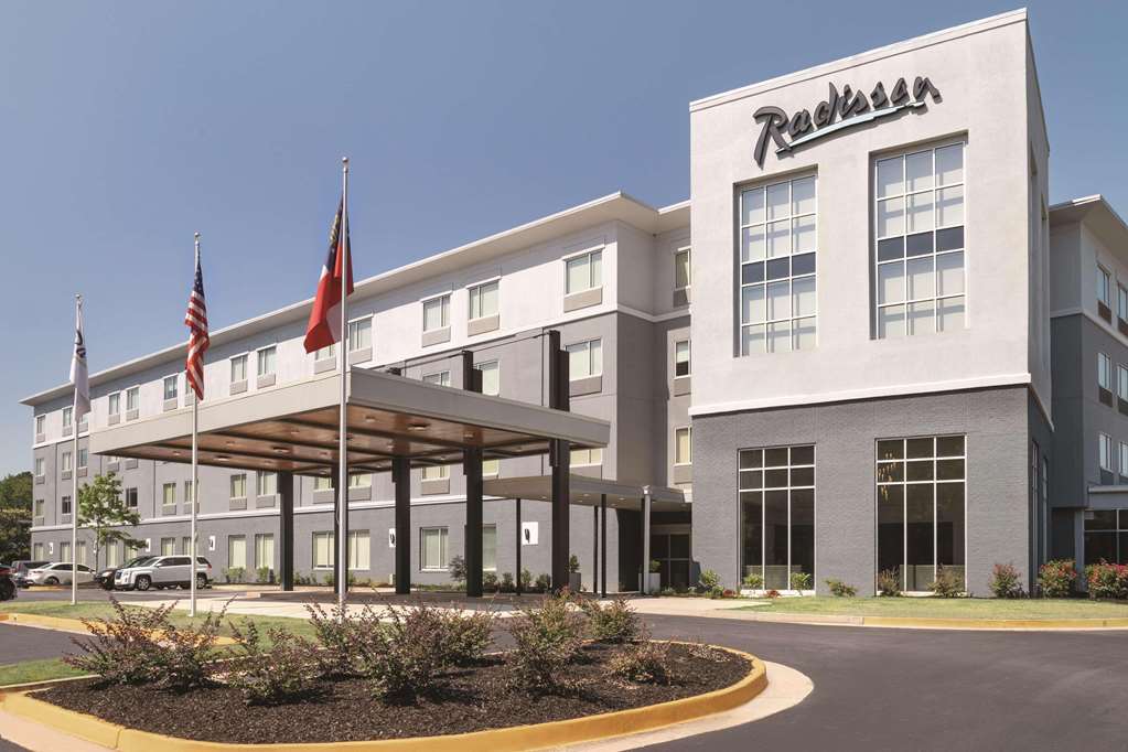 Radisson Hotel Atlanta Airport - photo 2