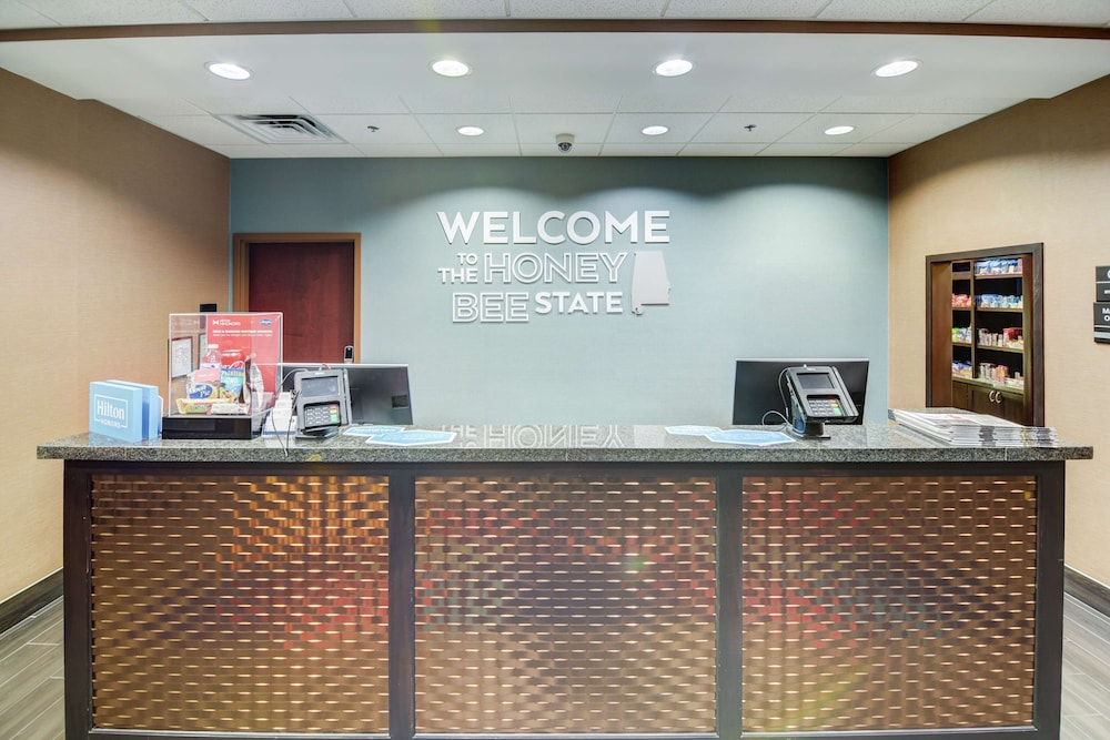Hampton Inn Foley - photo 9