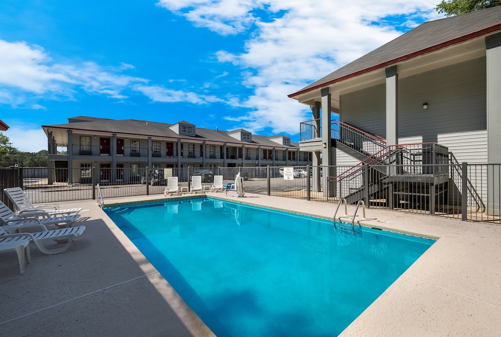 Red Roof Inn Jasper - photo 23