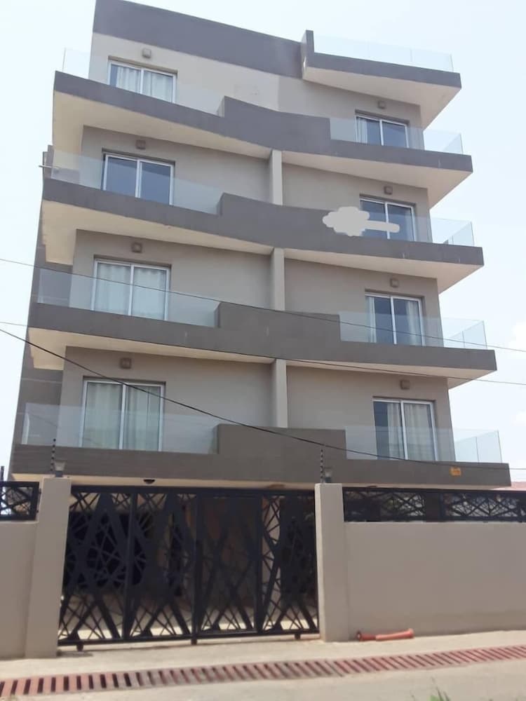 MicanApartments by Mary serwah ocansey — 4-Star Luxury Hotel in Accra, Ghana