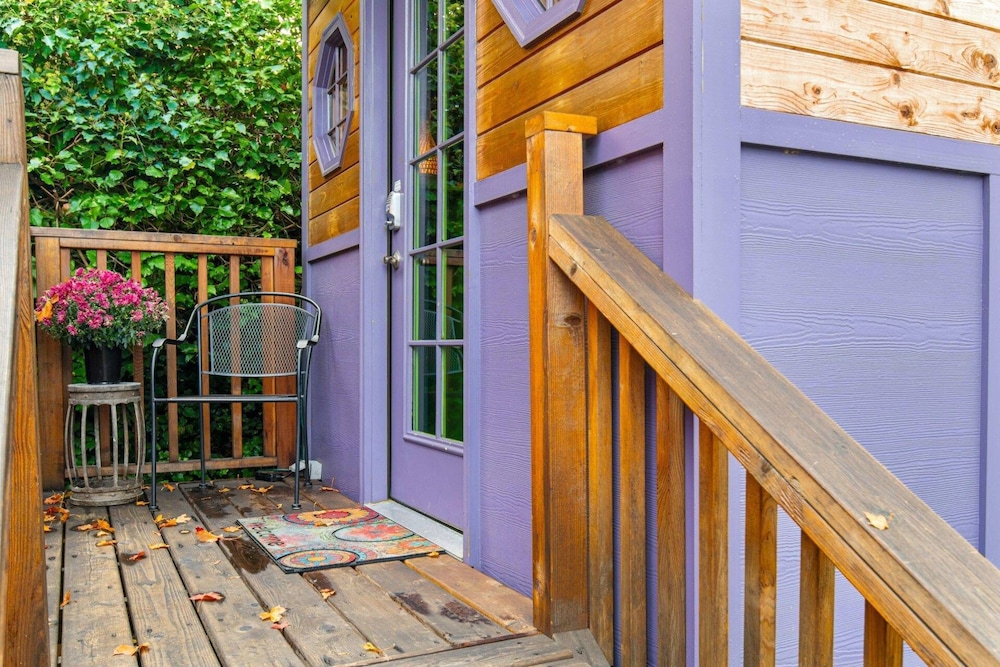Tiny Digs Hotel of Tiny Houses - photo 146
