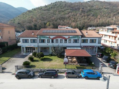 Hotel Riggioni — hotel in Pozzilli