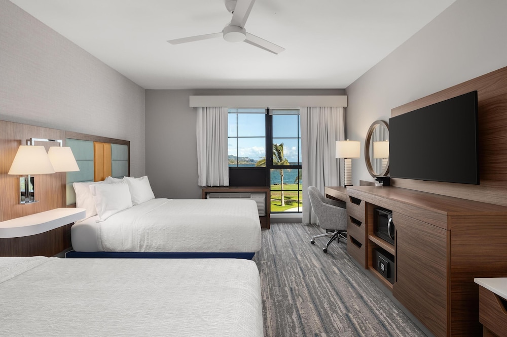 Hampton Inn & Suites by Hilton Maui North Shore - photo 30