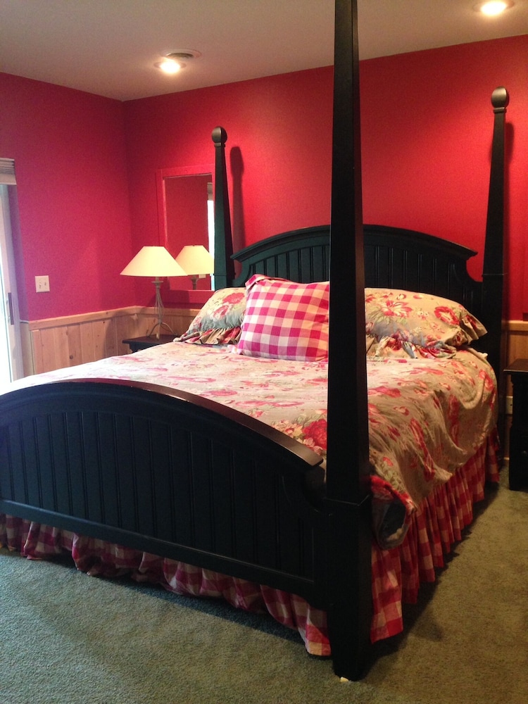 Gathering Place Resort & Lodge - photo 15