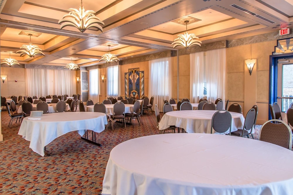 Hassayampa Inn - photo 22