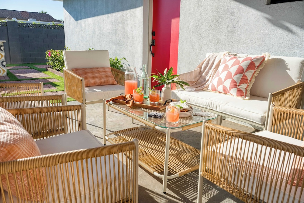 Element by AvantStay Pool Firepit Game Room - photo 25