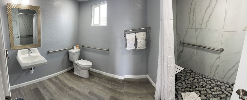 Sea Garden Inn - photo 38