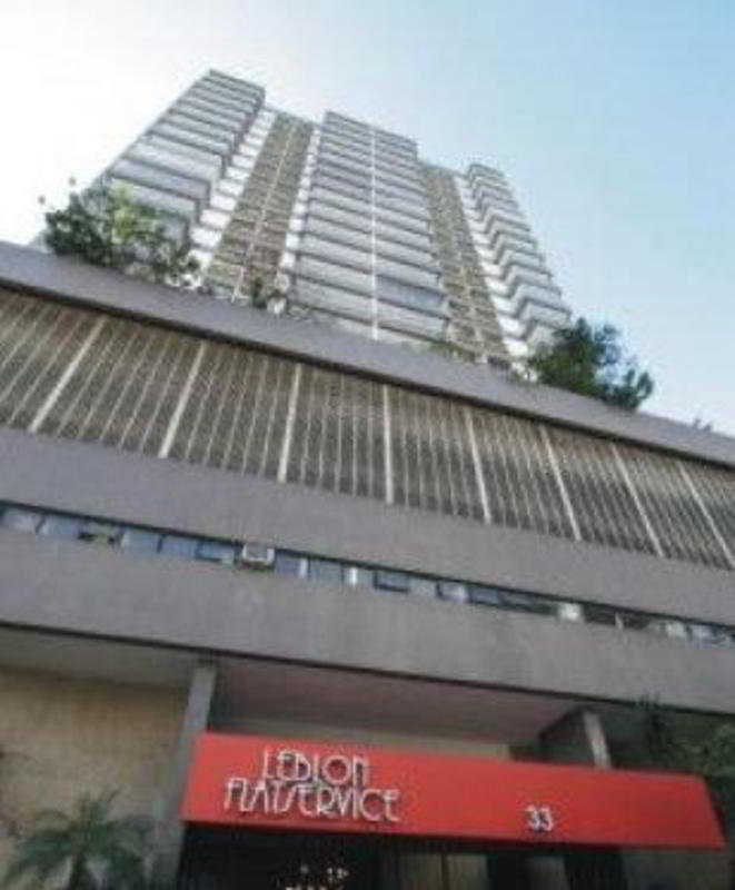 Leblon Flat Service TE JO in Rio De Janeiro, Brasil