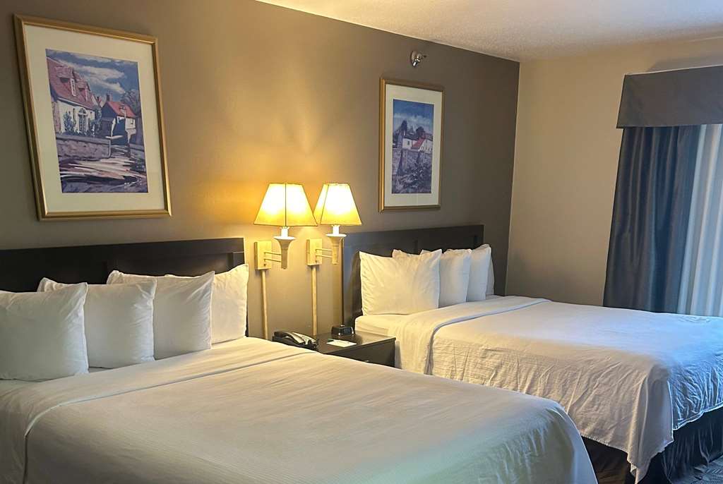 Wyndham Garden Madison Fitchburg - photo 12