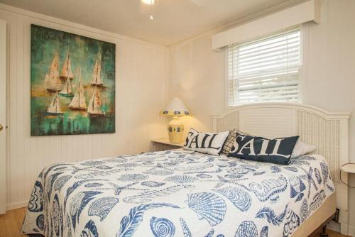 Sunkissed 2 by Oak Island Accommodations - photo 14