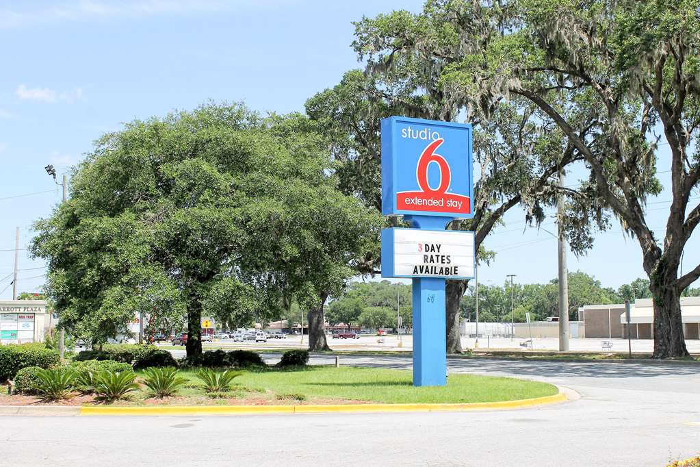 Studio 6 Extended Stay Savannah GA - photo 8
