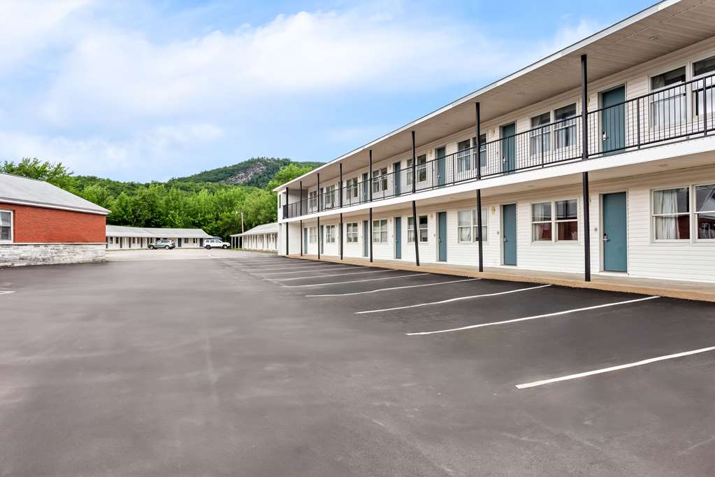 Quality Inn Suites Gorham Riverside — Gorham