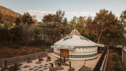 Warburton Stays Everybody S Yurt — Warburton