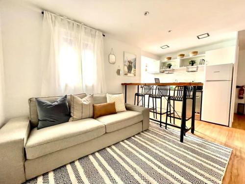 Moderno Apartamento cerca del metro — 4-Star Luxury Hotel in Bilbao, Spain