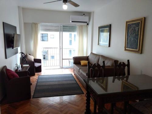 Otimo apto prox Recoleta Faculdade de medicina e metro — 4-Star Luxury Hotel in Buenos Aires, Argentina