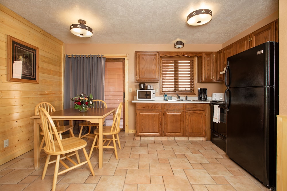 Flat Creek Inn - photo 22