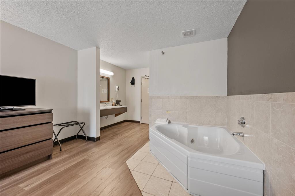 Quality Inn Spearfish I 90 - photo 8
