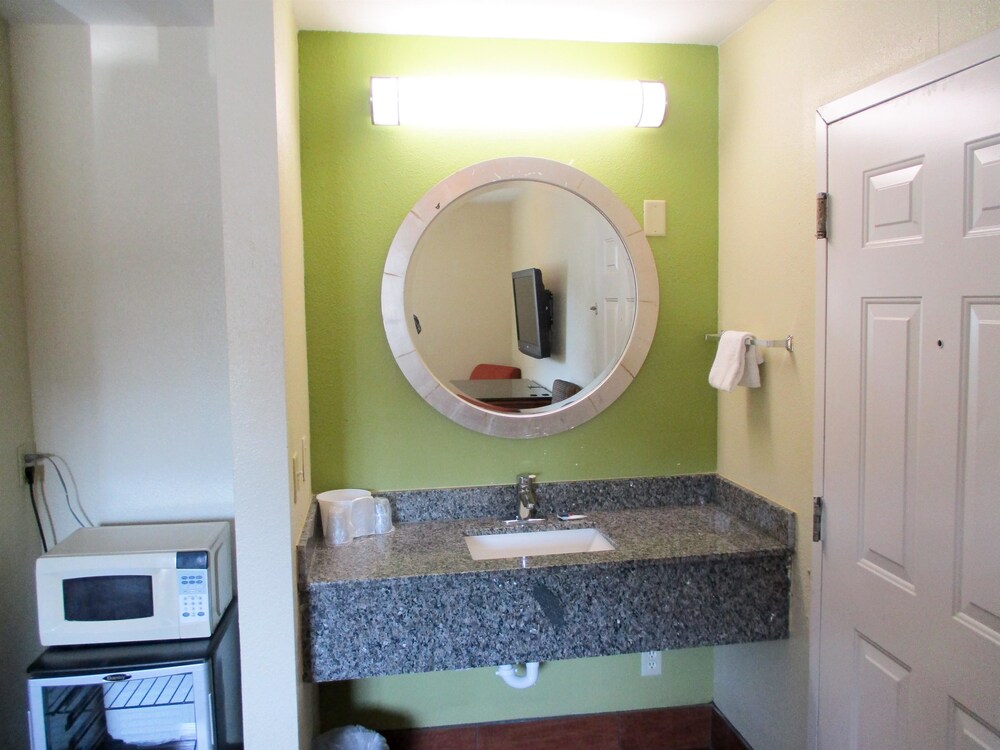 Motel 6 Savannah Ga - photo 37