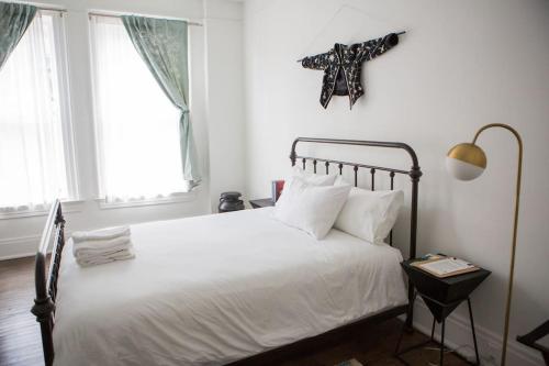 Object Hotel 1br Shared Bath Room 2d — Bisbee