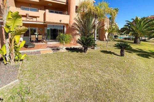 Luxury South Facing Groundfloor Apt — 4-Star Luxury Hotel in Torre-Pacheco, Spain