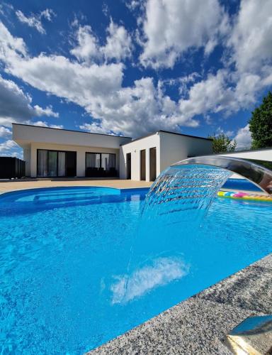 Villa As — 4-Star Luxury Hotel in Bihac, Bosnia and Herzegovina