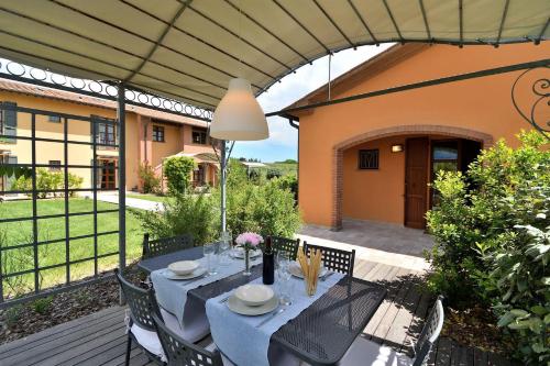 Ginestra — 4-Star Luxury Hotel in Peccioli, Italy