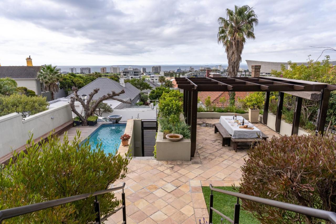 Gorgeous 3Bedroom Green Point Home