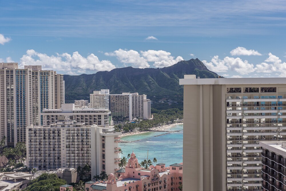 Gaia Hawaii at Trump Waikiki Hotel - photo 141