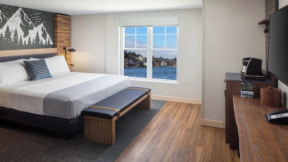 Voco Saranac Lake Waterfront An Ihg Hotel - photo 24