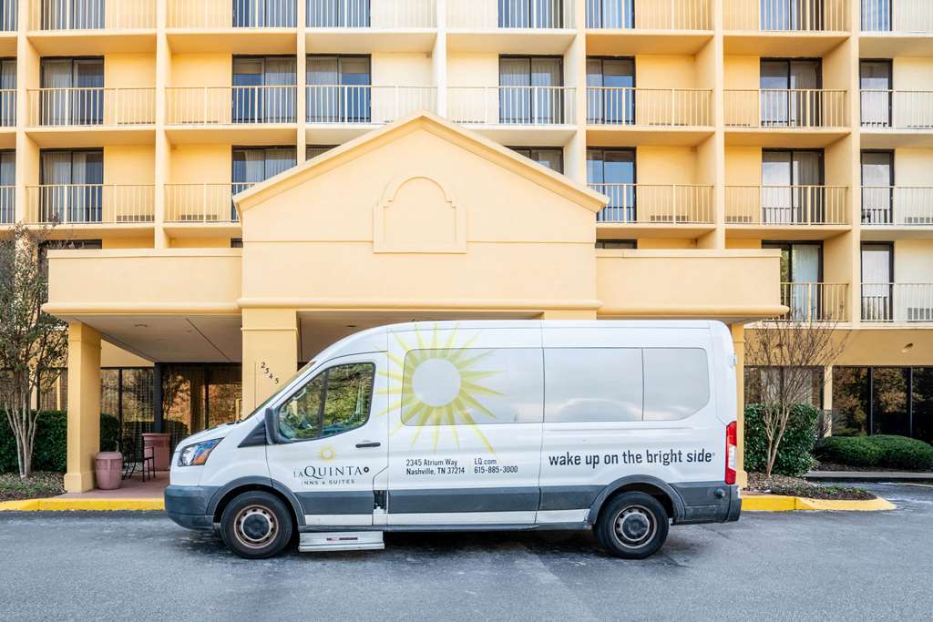 La Quinta Inn & Suites by Wyndham Nashville Airport Opryland - photo 72